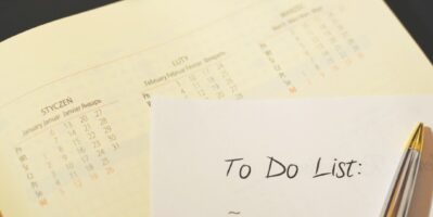 HOW TO MAKE A TO-DO LIST AND TAKE NOTES?